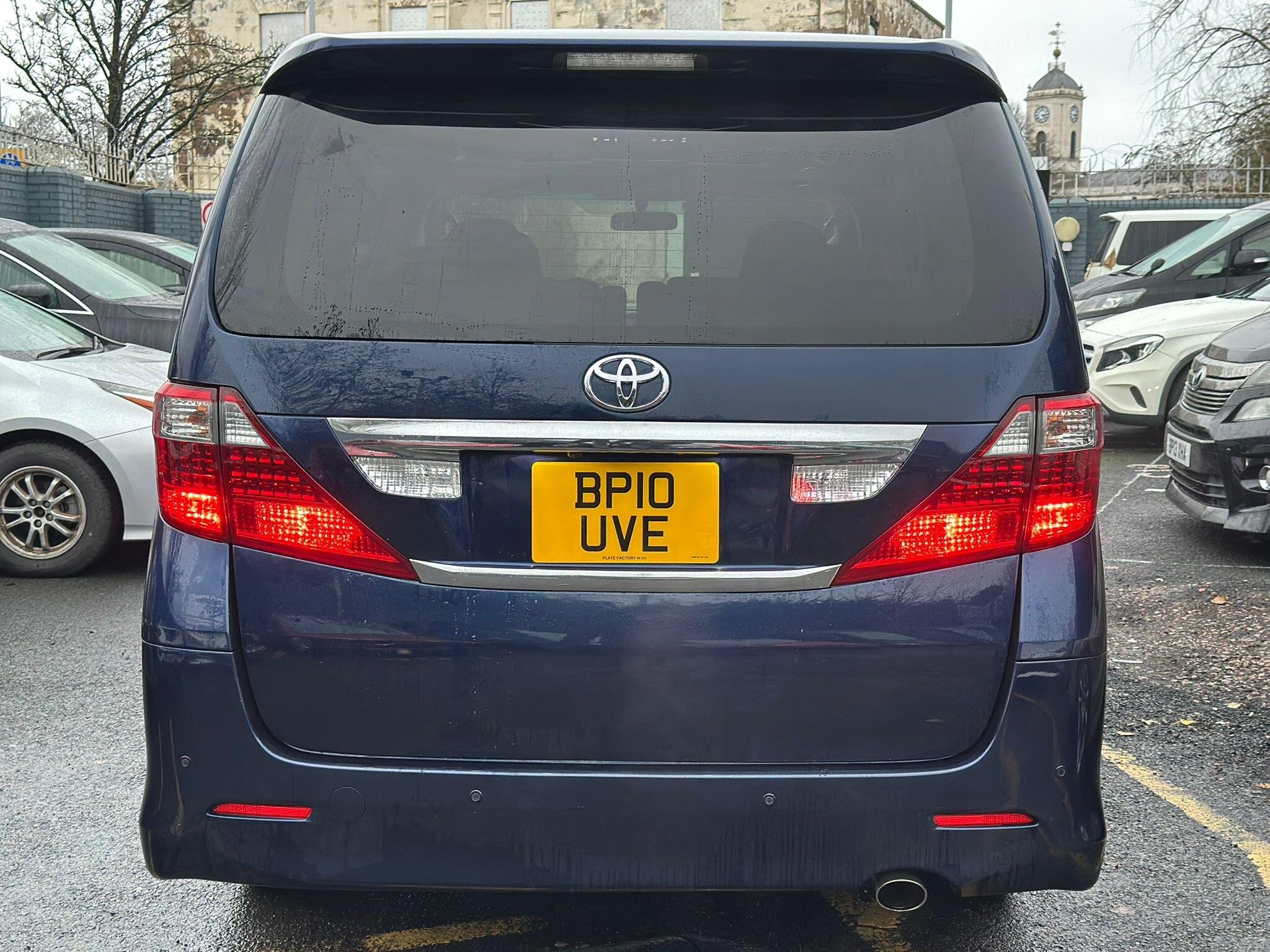 Toyota Alphard - 2.4 Petrol VVhT V6 Image